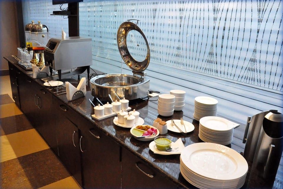 Food & Dining
