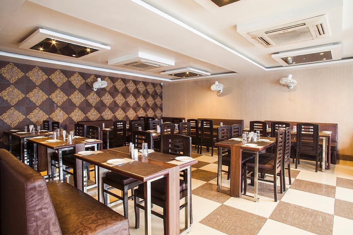Food & Dining