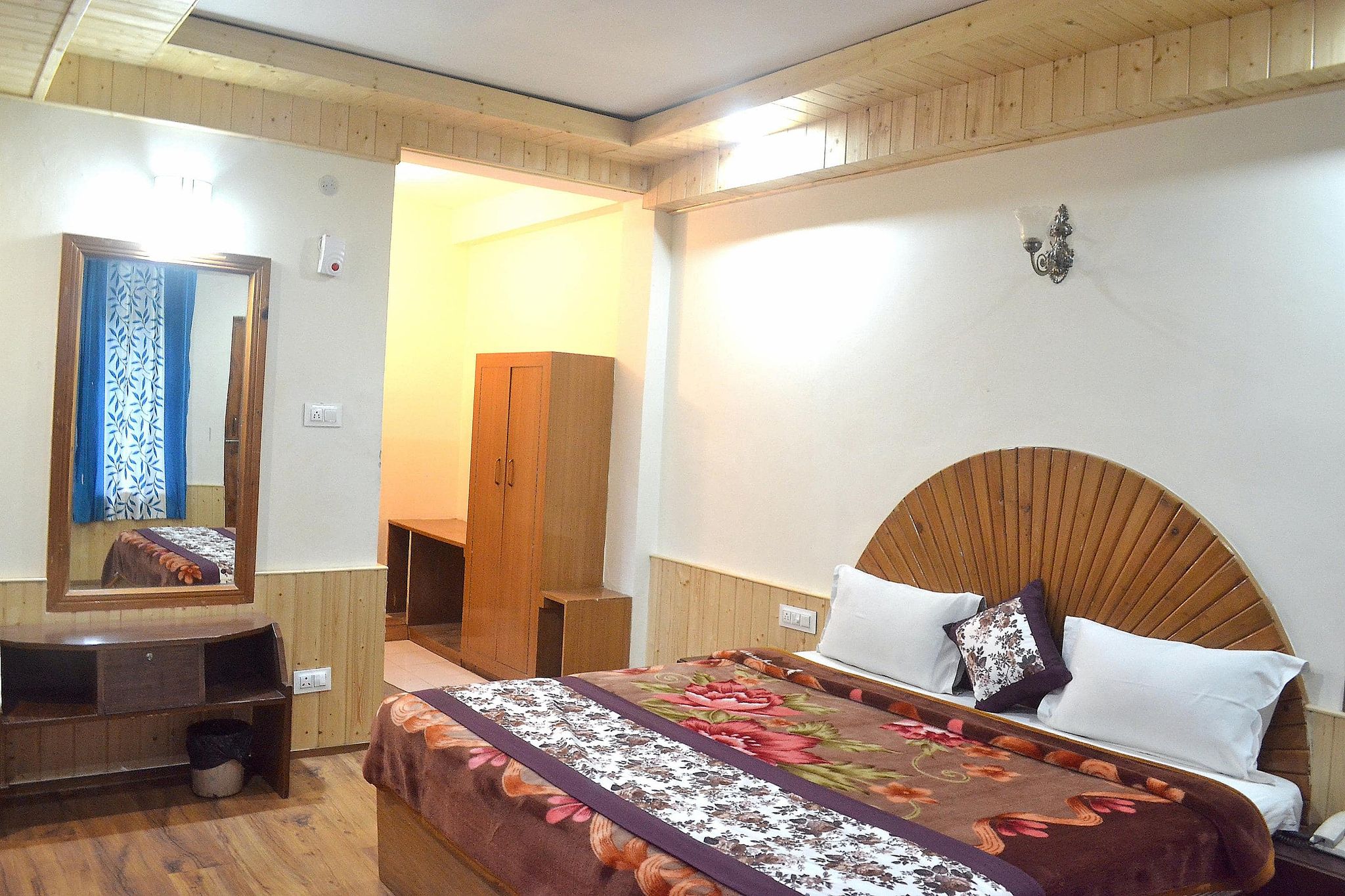 Standard Room (Non -View)