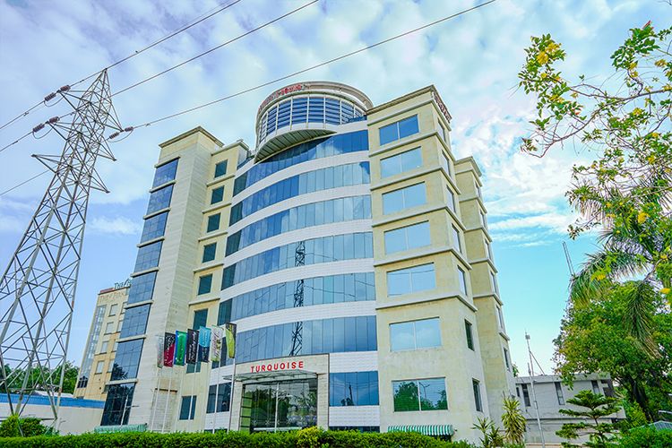 HOTEL TURQUOISE (The Revolving Restaurant)