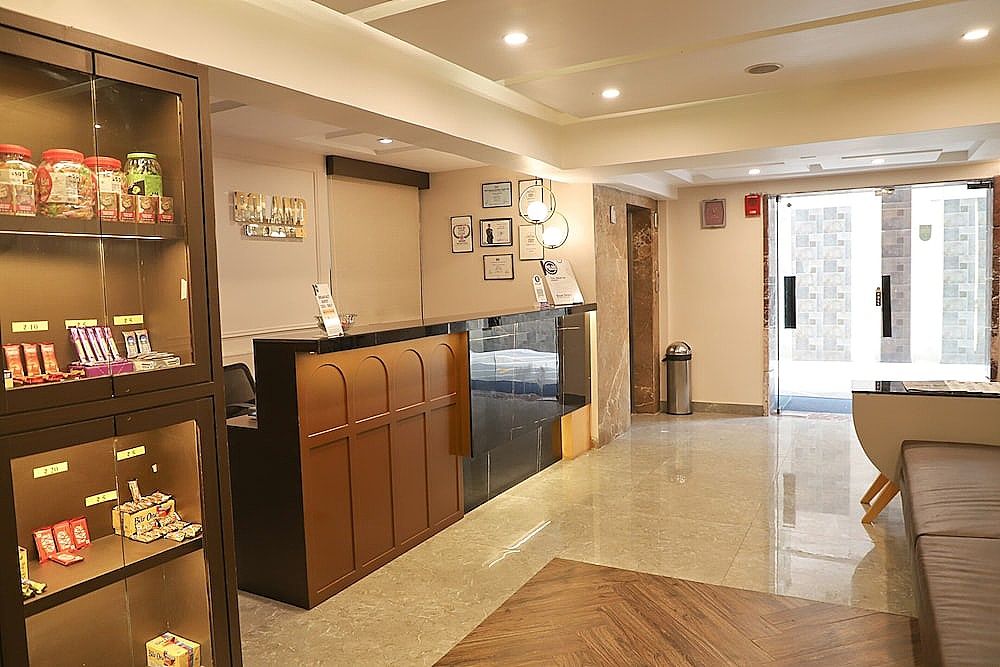 undefined Roland Hotel, Kolkata 2