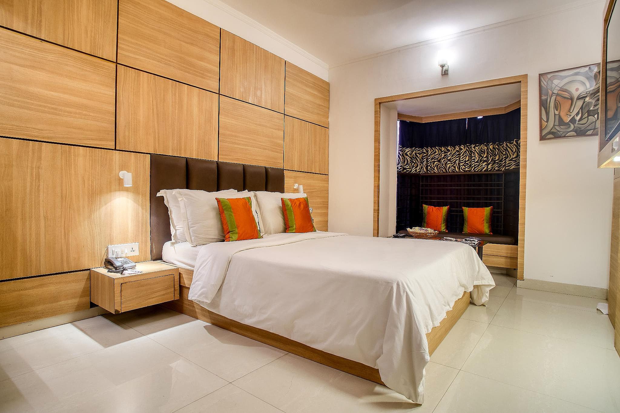 Emerald Suites (Separate Unit) in active