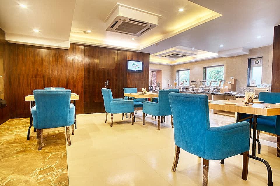 undefined Roland Hotel, Kolkata 4