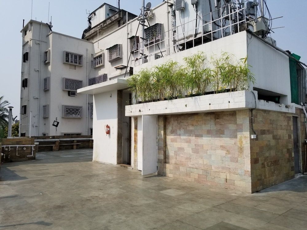 undefined Roland Hotel, Kolkata 7