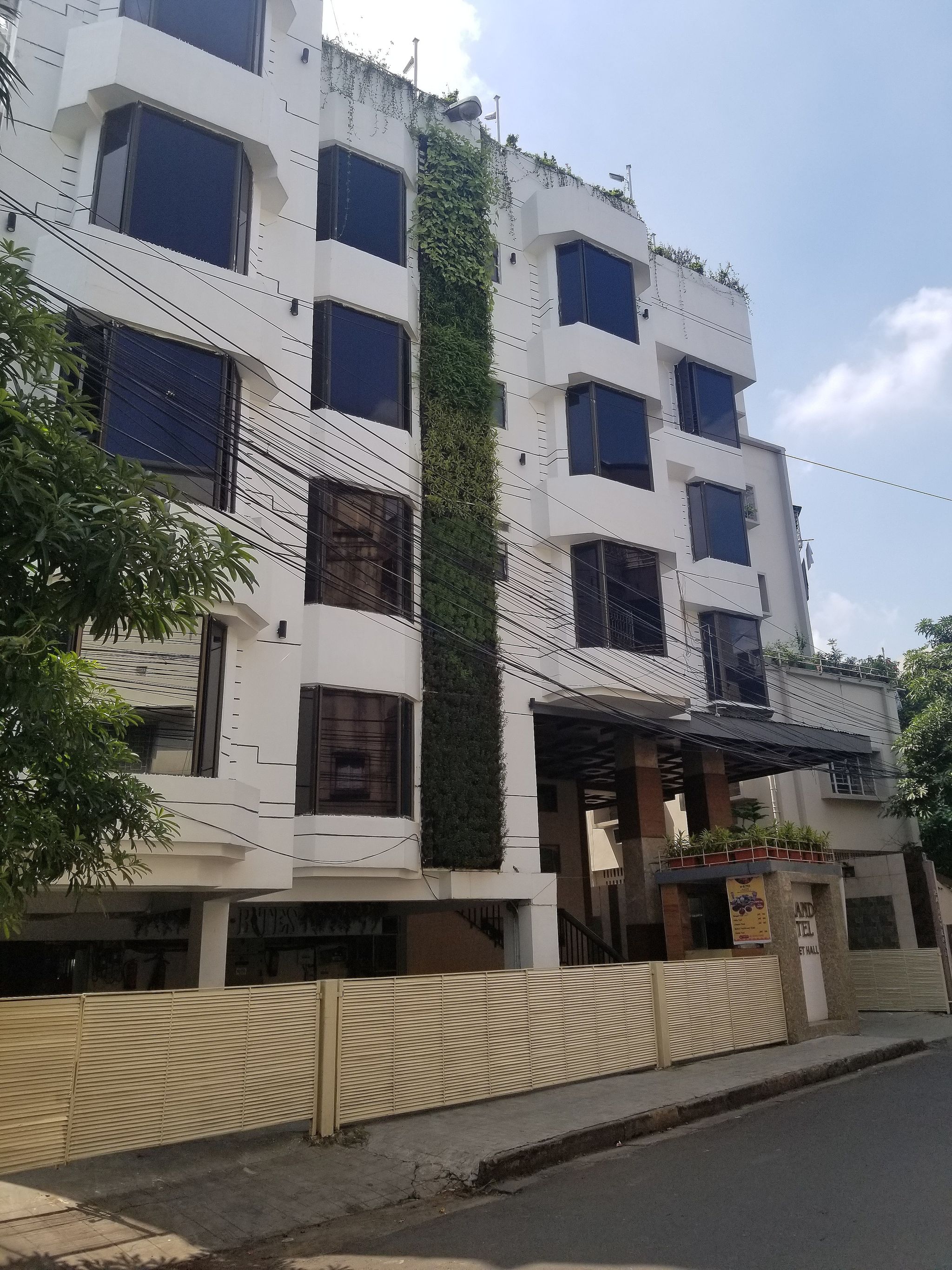 undefined Roland Hotel, Kolkata 10
