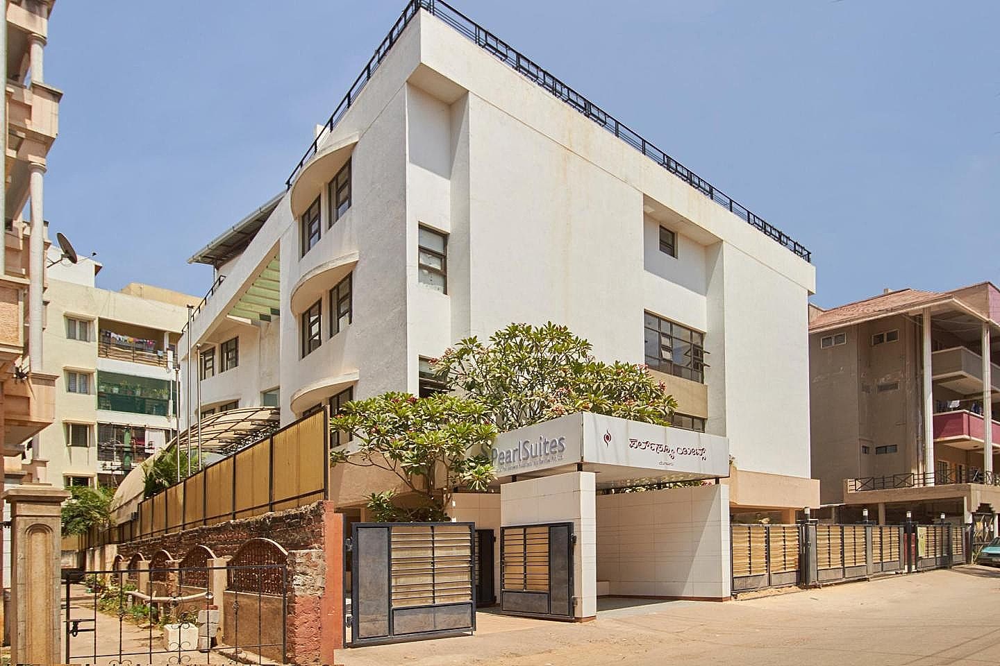 Pearl Suites - A Boutique Hotel