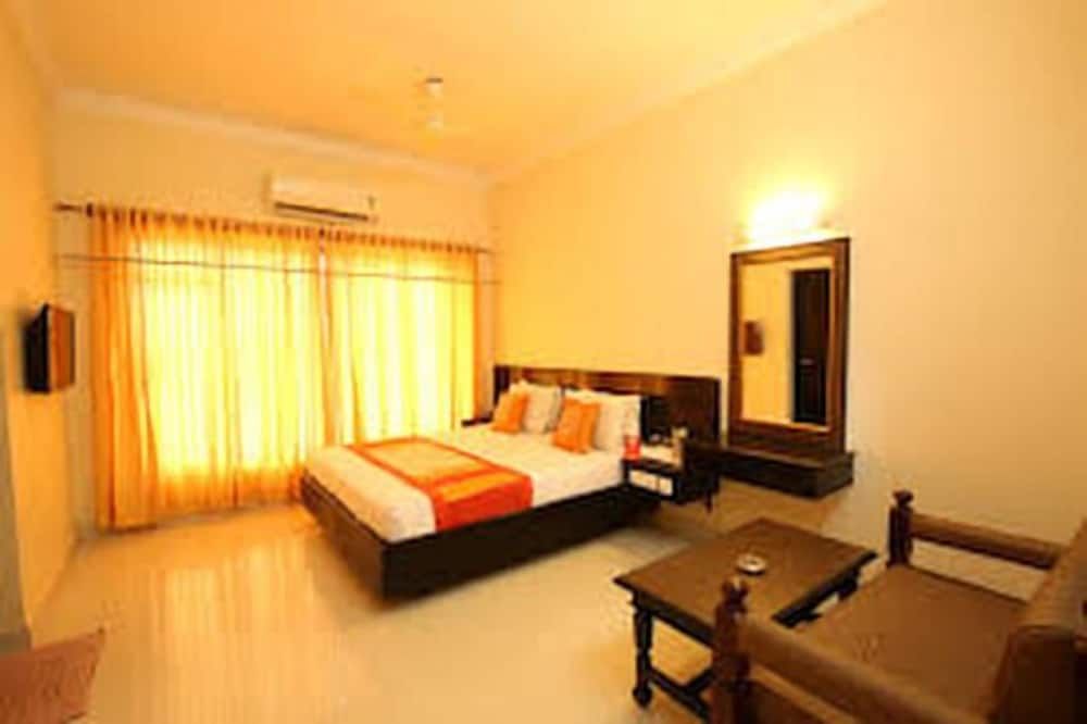 Hotel Sri Devi ECONOMY NON AC