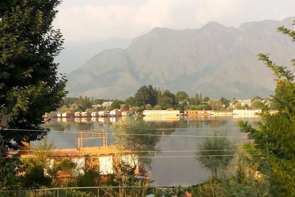 undefined New Lucky Kashmir Houseboats 4