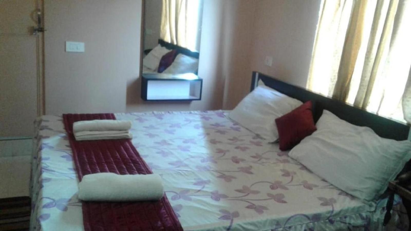 Hotel Barbareek Budget Double Room 11