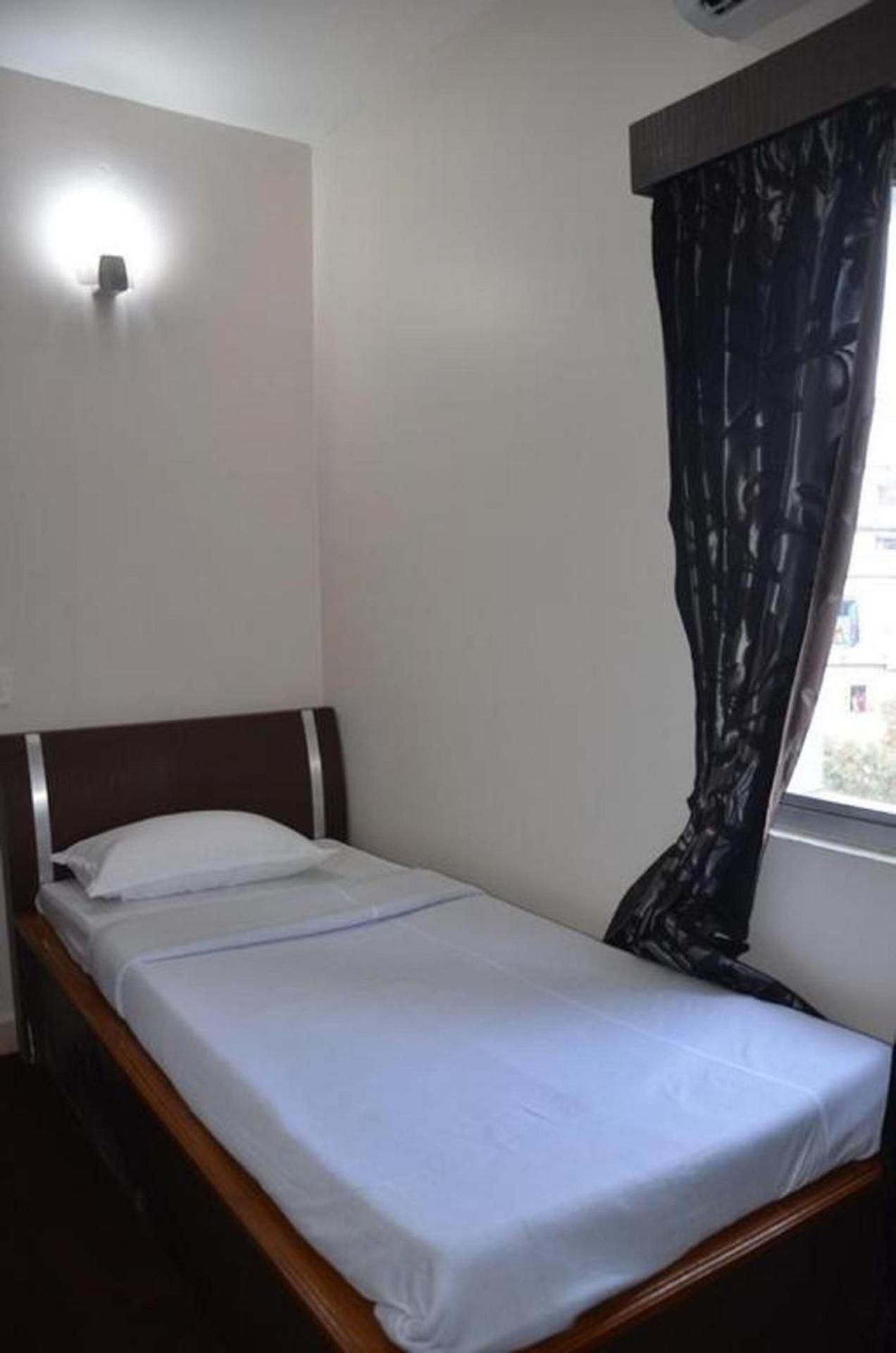 Hotel Barbareek Budget Double Room 9