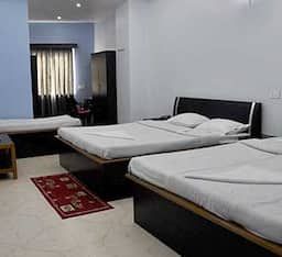 undefined Hotel Barbareek 8