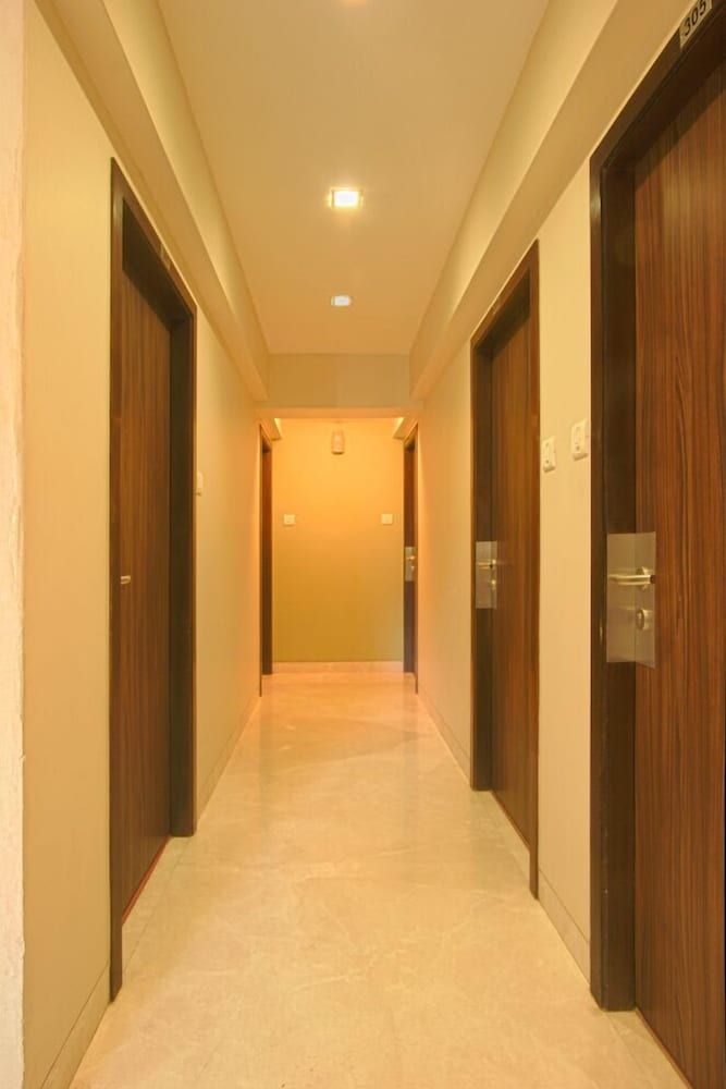 undefined Hotel Amigo 3