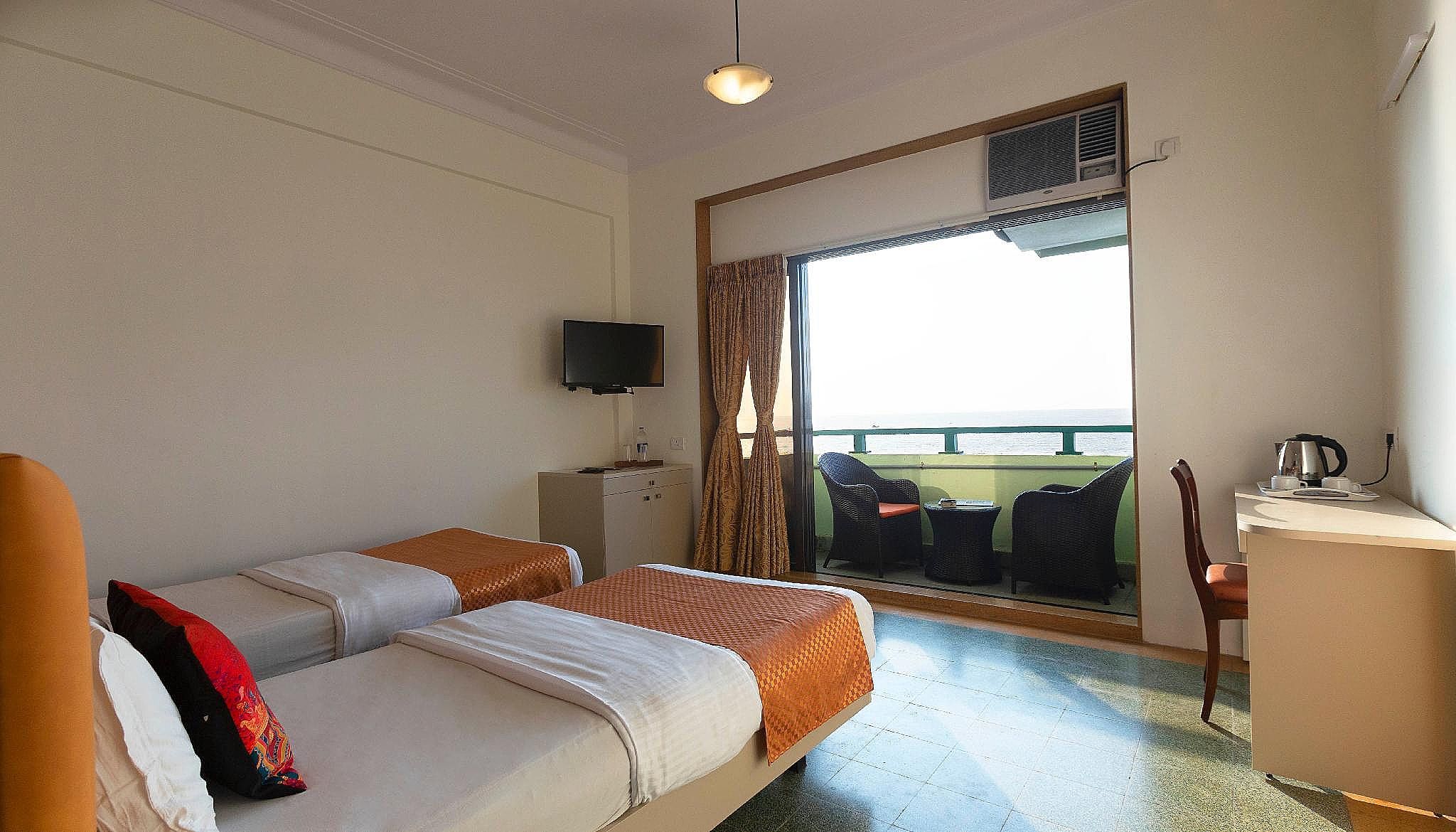 Superior Sea View Balcony Room