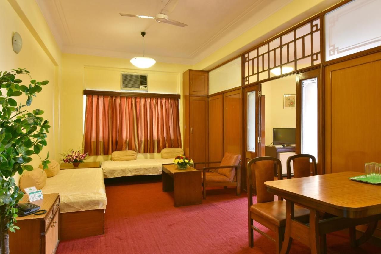 Deluxe Sea View Balcony Room(Twin beds)