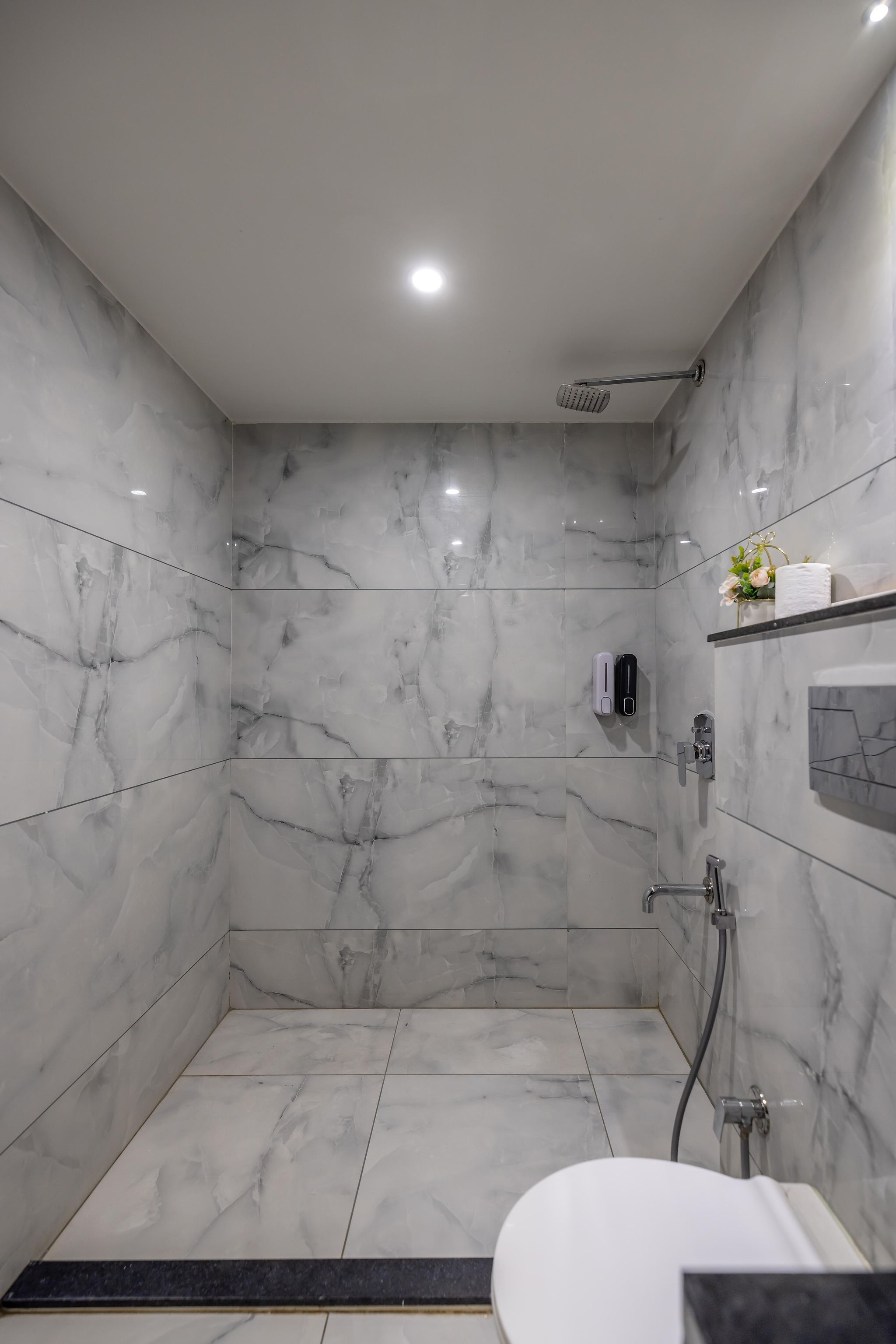 Hotel Classique Semi Deluxe Room 6