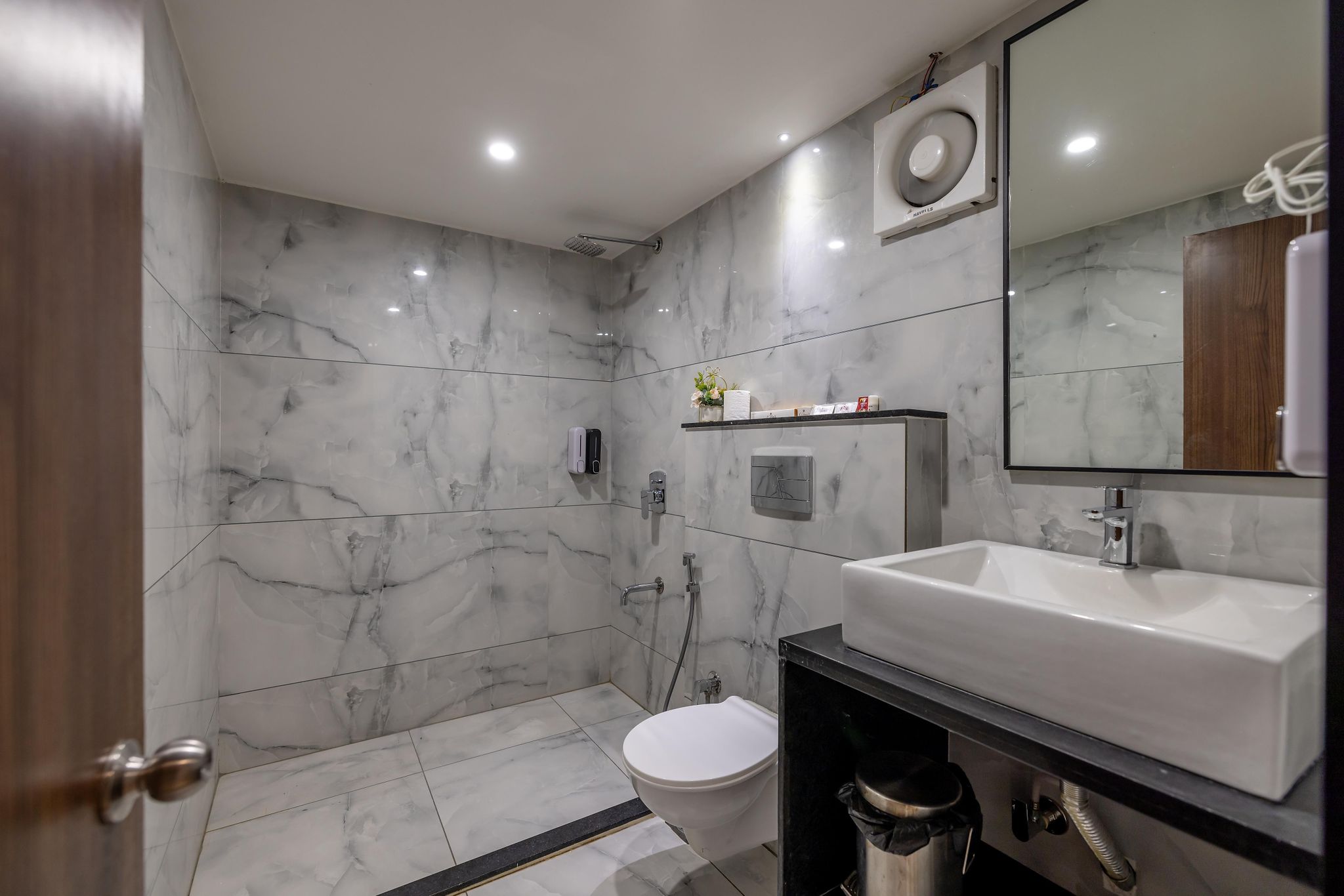 Hotel Classique Semi Deluxe Room 5