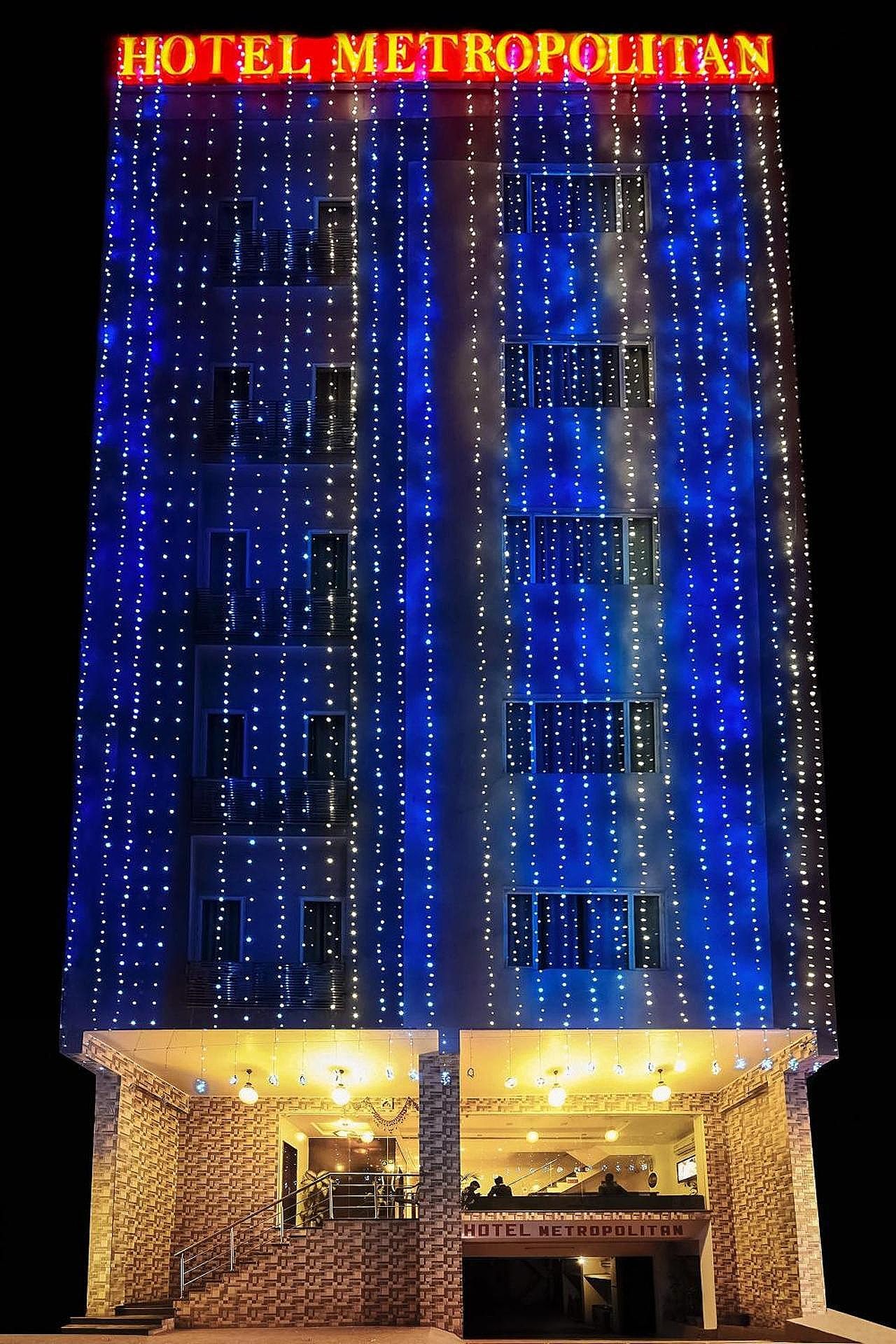 undefined Hotel Metropolitan 10