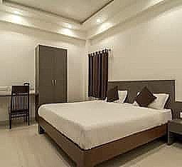 Hotel Metropolitan Super Deluxe Room 9