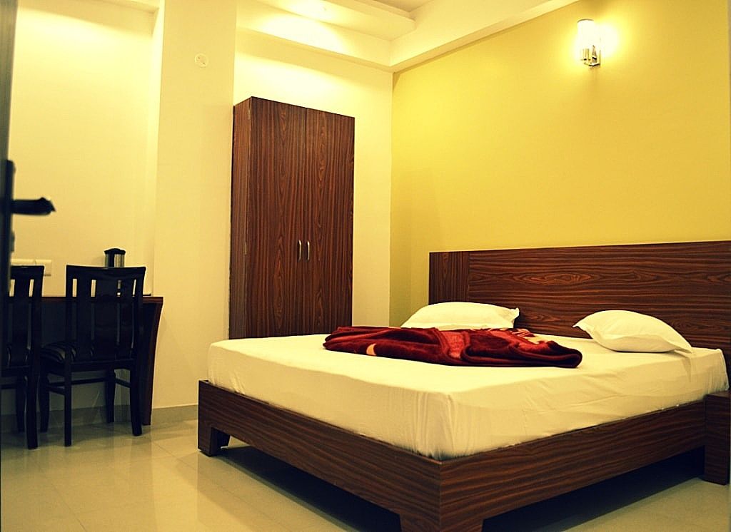 Hotel Metropolitan Super Deluxe Room 25