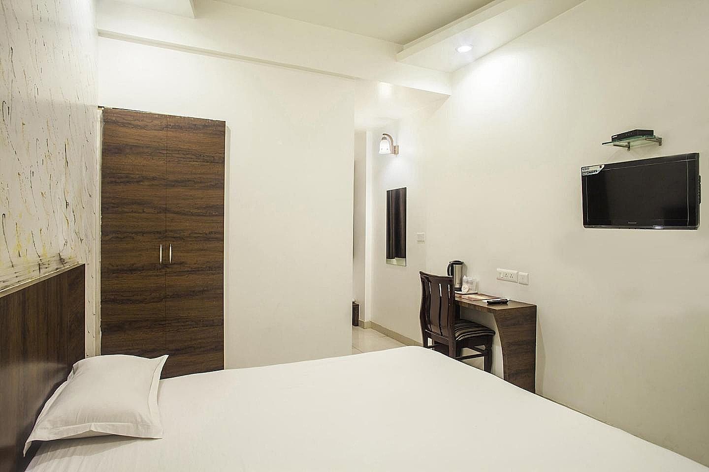 Hotel Metropolitan Super Deluxe Room 38