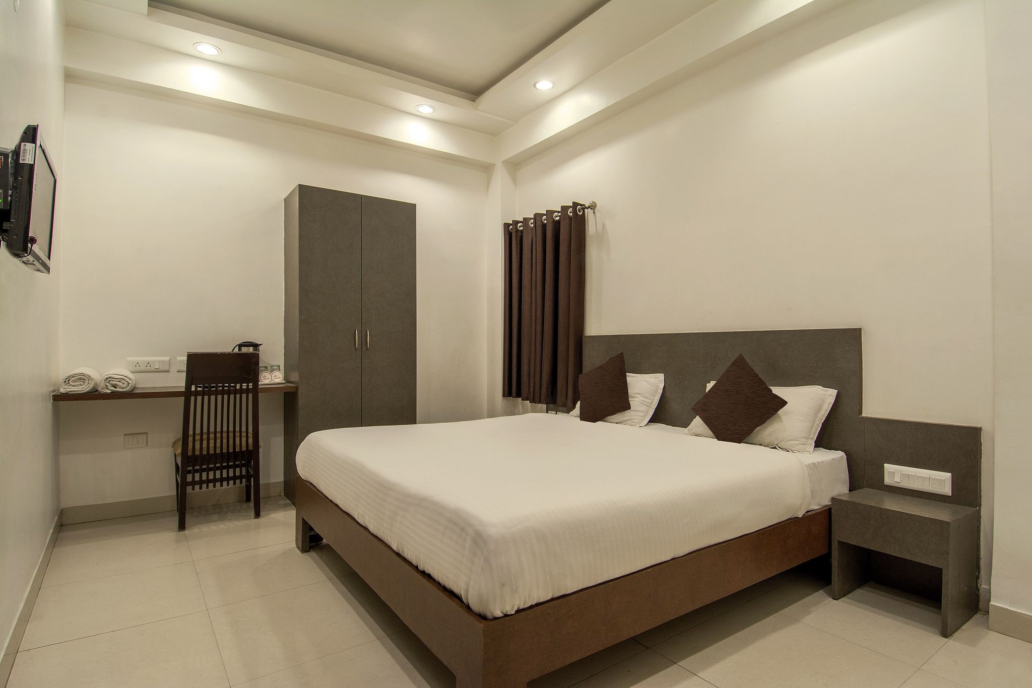 Hotel Metropolitan Super Deluxe Room 24