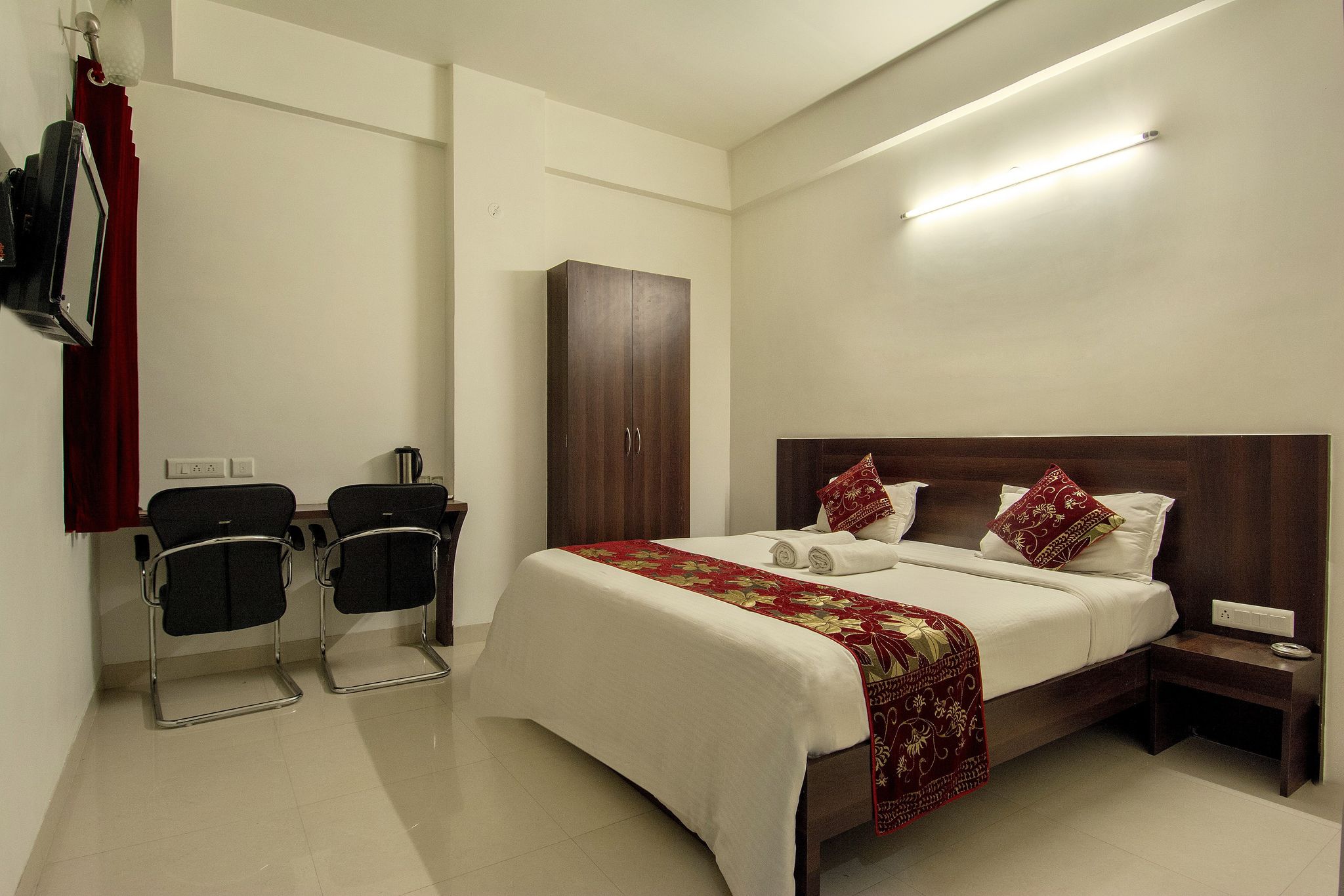 Hotel Metropolitan Super Deluxe Room 32