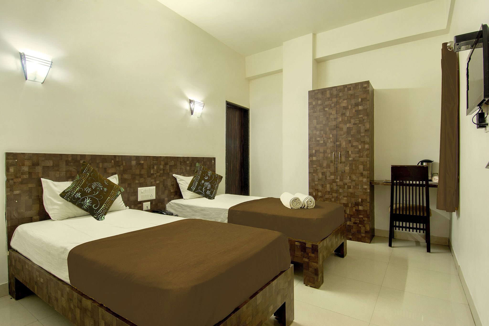 Hotel Metropolitan Super Deluxe Room 34