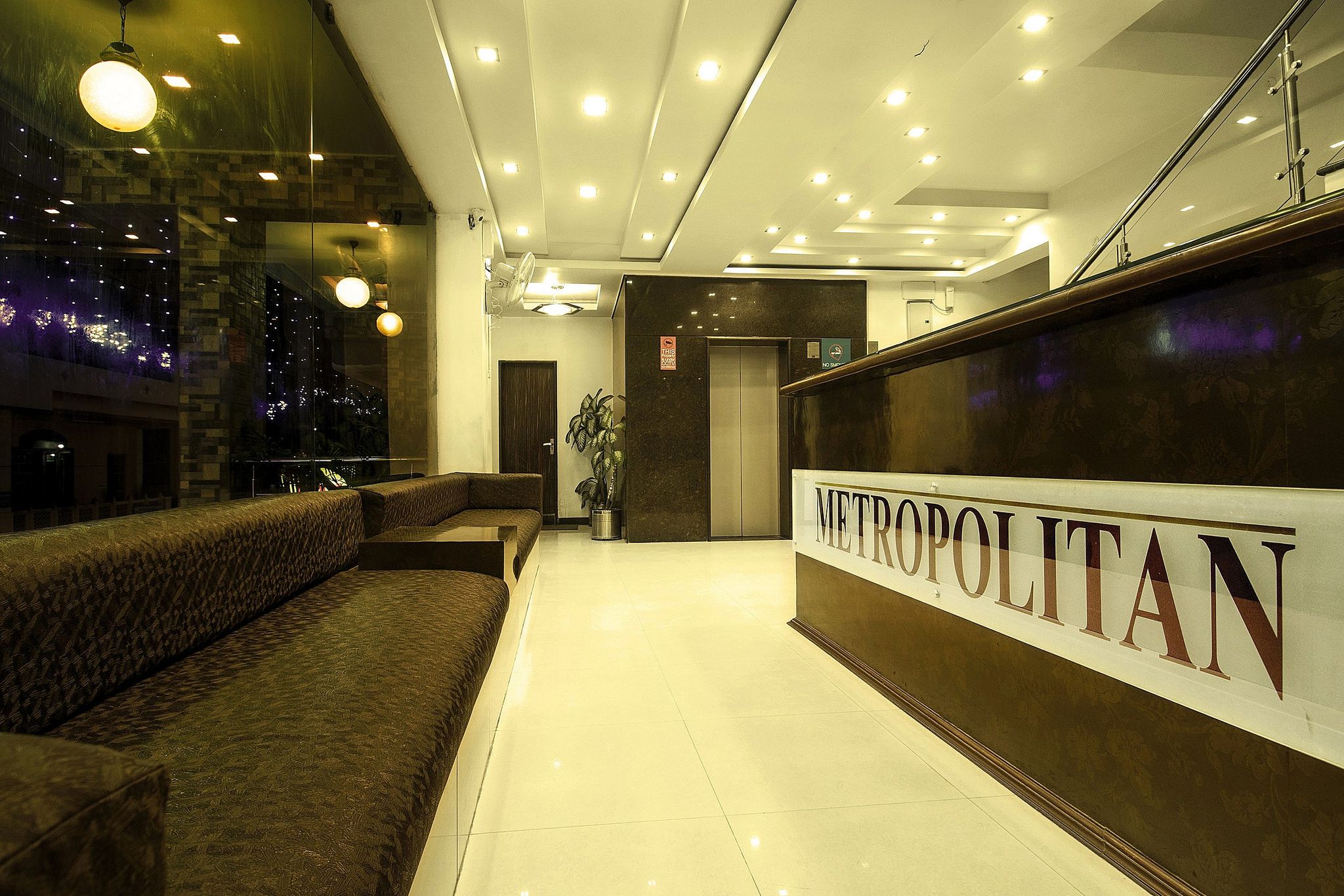 undefined Hotel Metropolitan 3