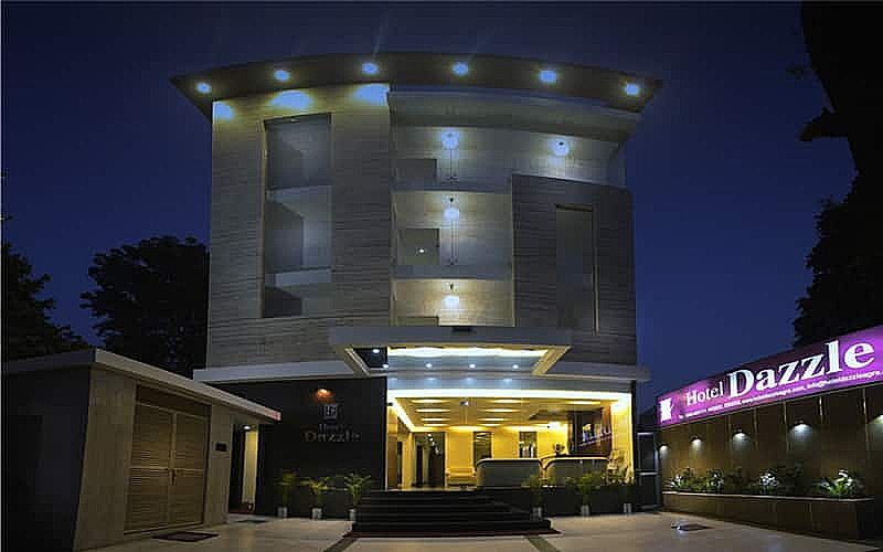 undefined Hotel Dazzle 3