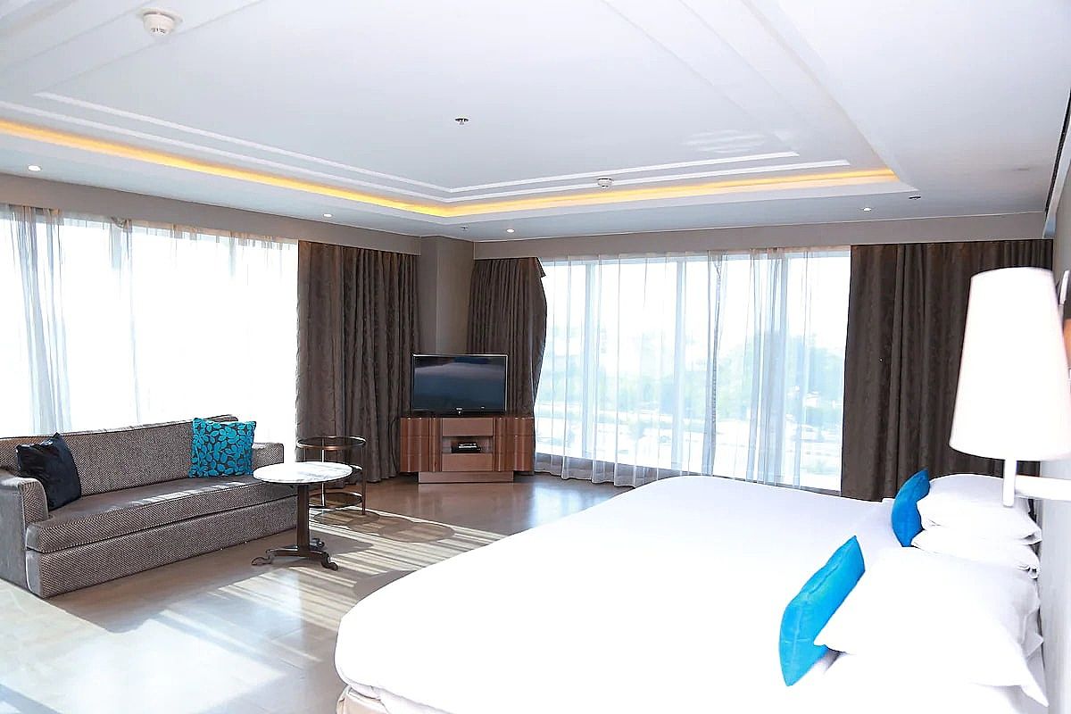 Hyatt Regency Ludhiana Room, 1 King Bed 4