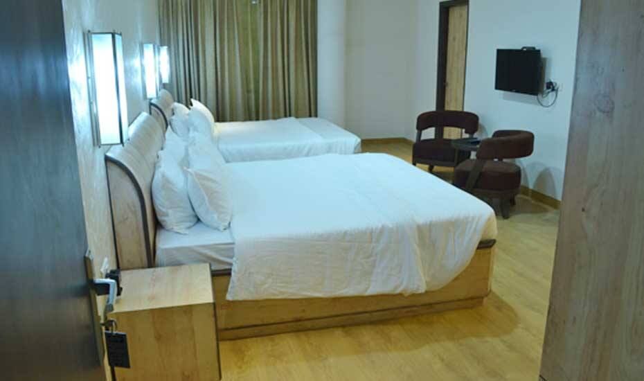 Royal Family Suite Room