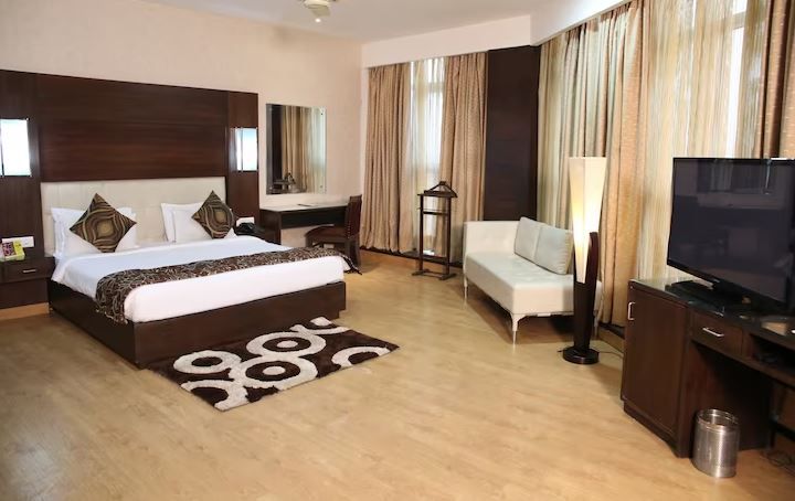 Premium Room - Shrine View