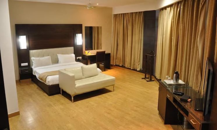 Premium Room - Shrine View