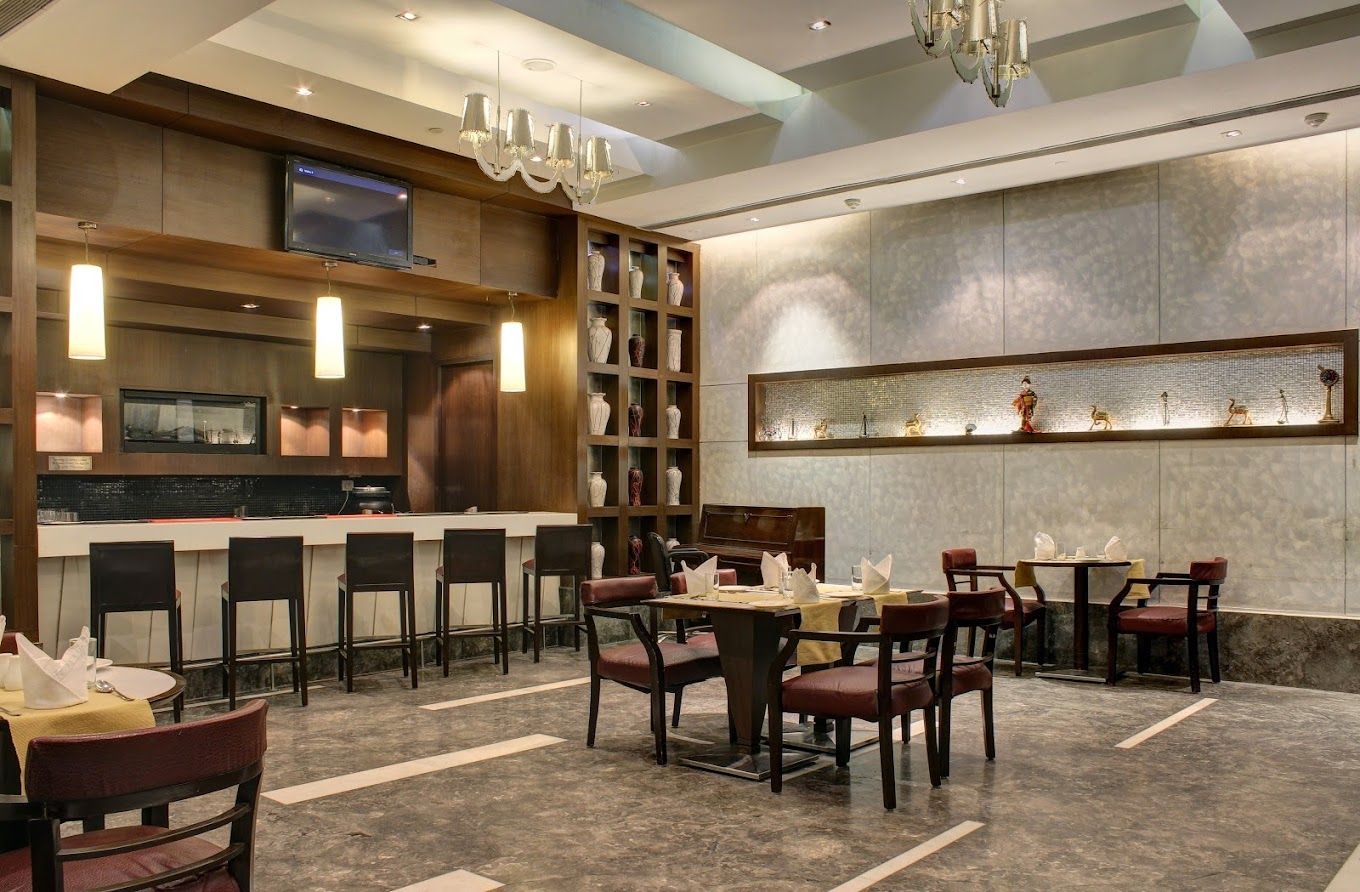 Food & Dining