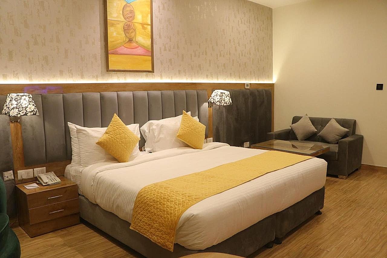 Executive Room