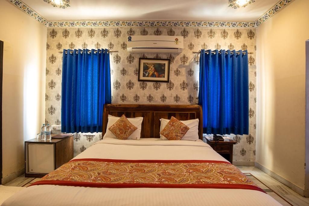 Hotel Royal Pratap Niwas Deluxe Room 6