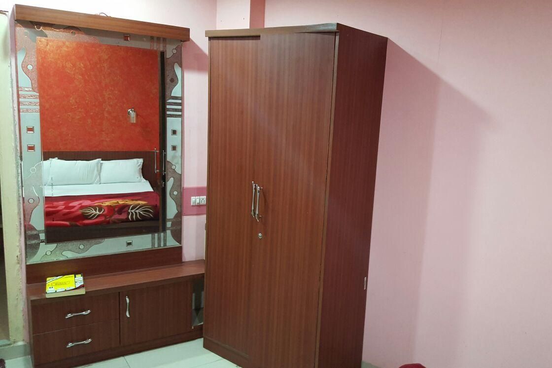 undefined Hotel Metropole 8