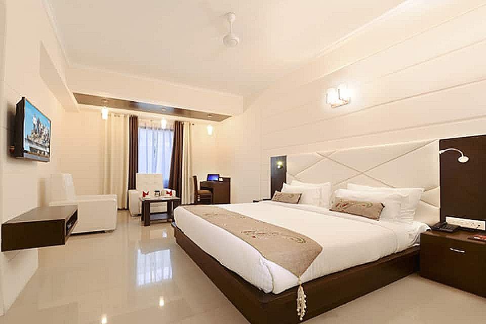 Deluxe Single Room