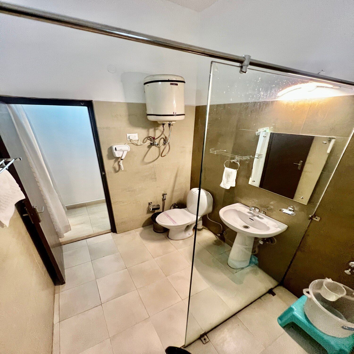 Sea Hawk-Luxury Hill Resort (4 mins drive from Bhimtal Lake) Deluxe Pine Nature View With Common Balcony 35