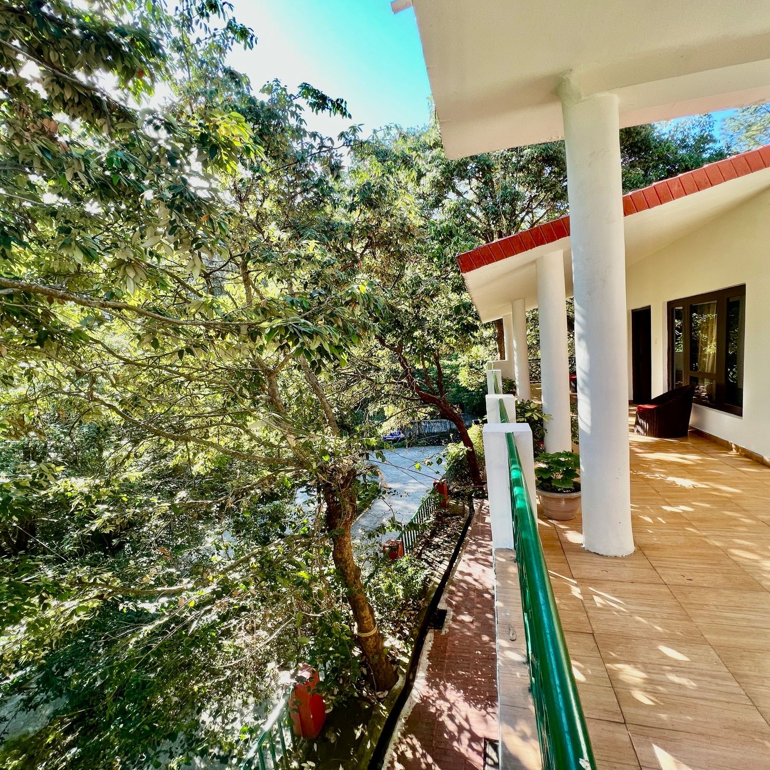 Sea Hawk-Luxury Hill Resort (4 mins drive from Bhimtal Lake) Deluxe Pine Nature View With Common Balcony 29