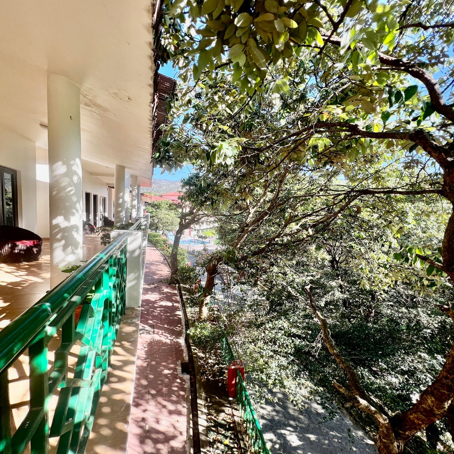 Sea Hawk-Luxury Hill Resort (4 mins drive from Bhimtal Lake) Deluxe Pine Nature View With Common Balcony 26