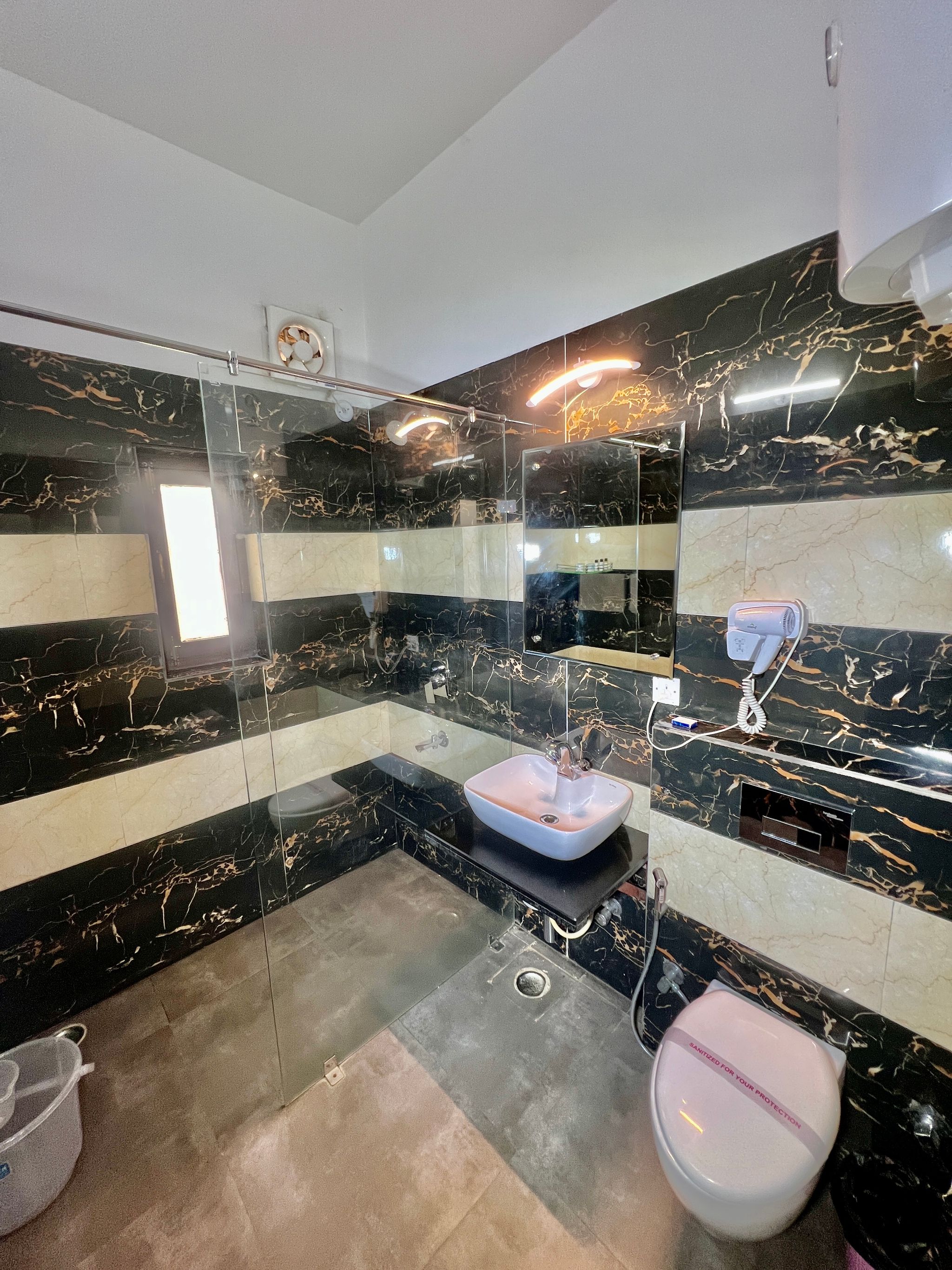 Sea Hawk-Luxury Hill Resort (4 mins drive from Bhimtal Lake) Deluxe Pine Nature View With Common Balcony 46