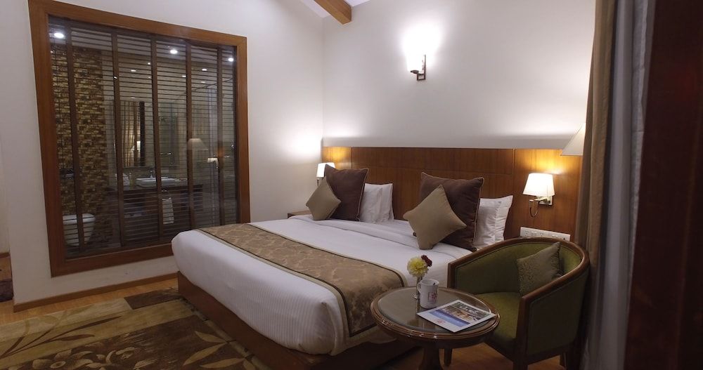 Deluxe Room, 1 Bedroom, Balcony, Mountain View