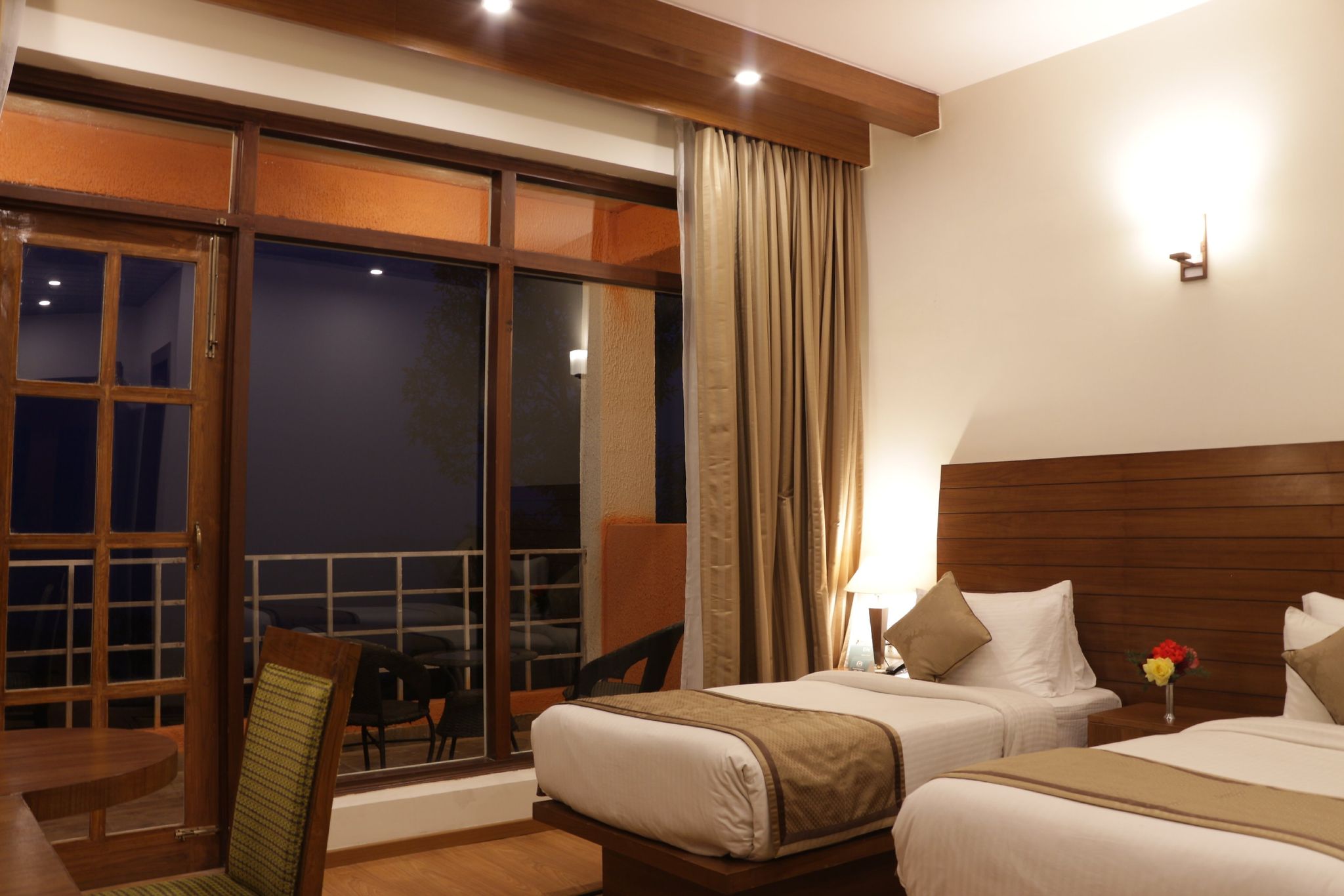 Essence of Nature Resort Deluxe Room 2