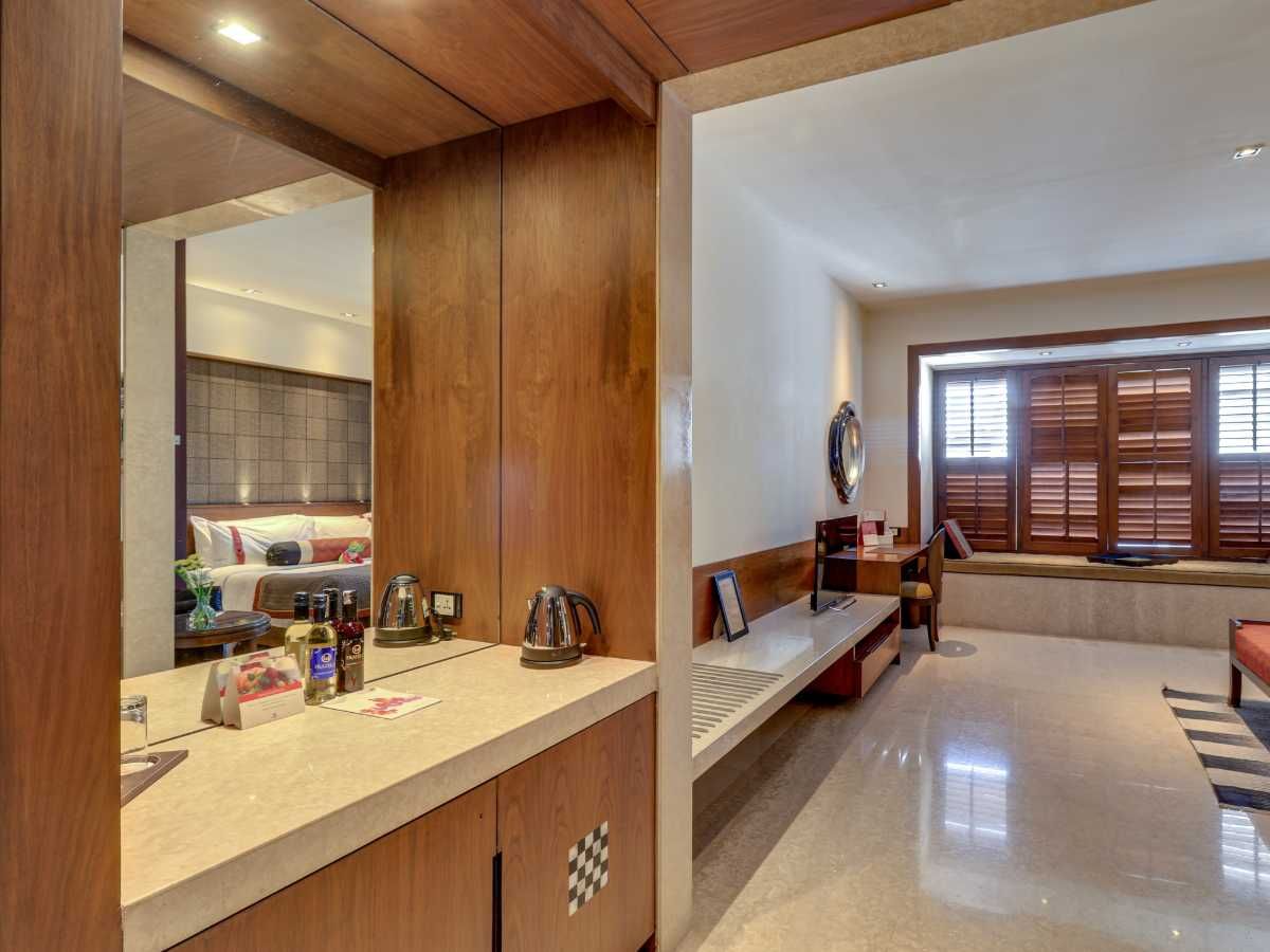 The LaLiT Great Eastern Kolkata Edwardian Room 9