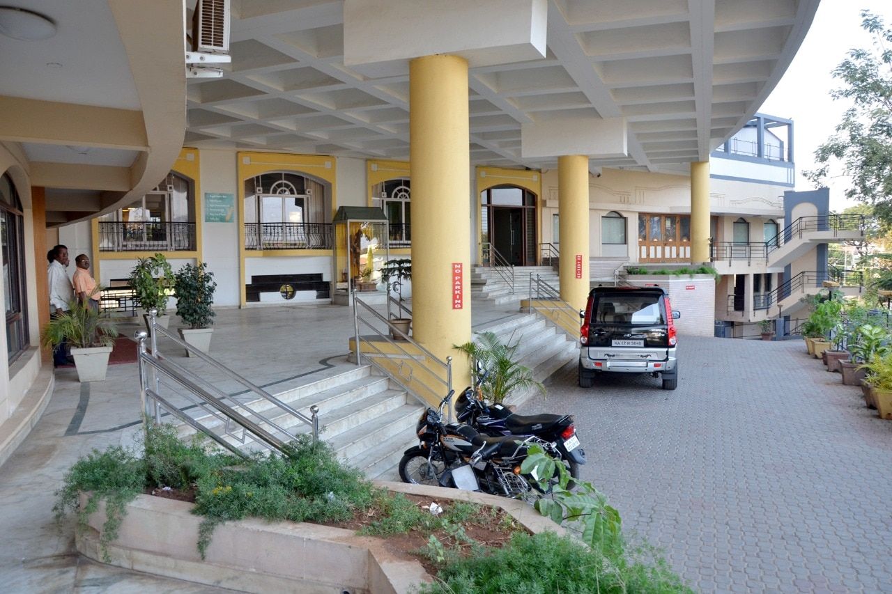 undefined Hotel Pooja International 3