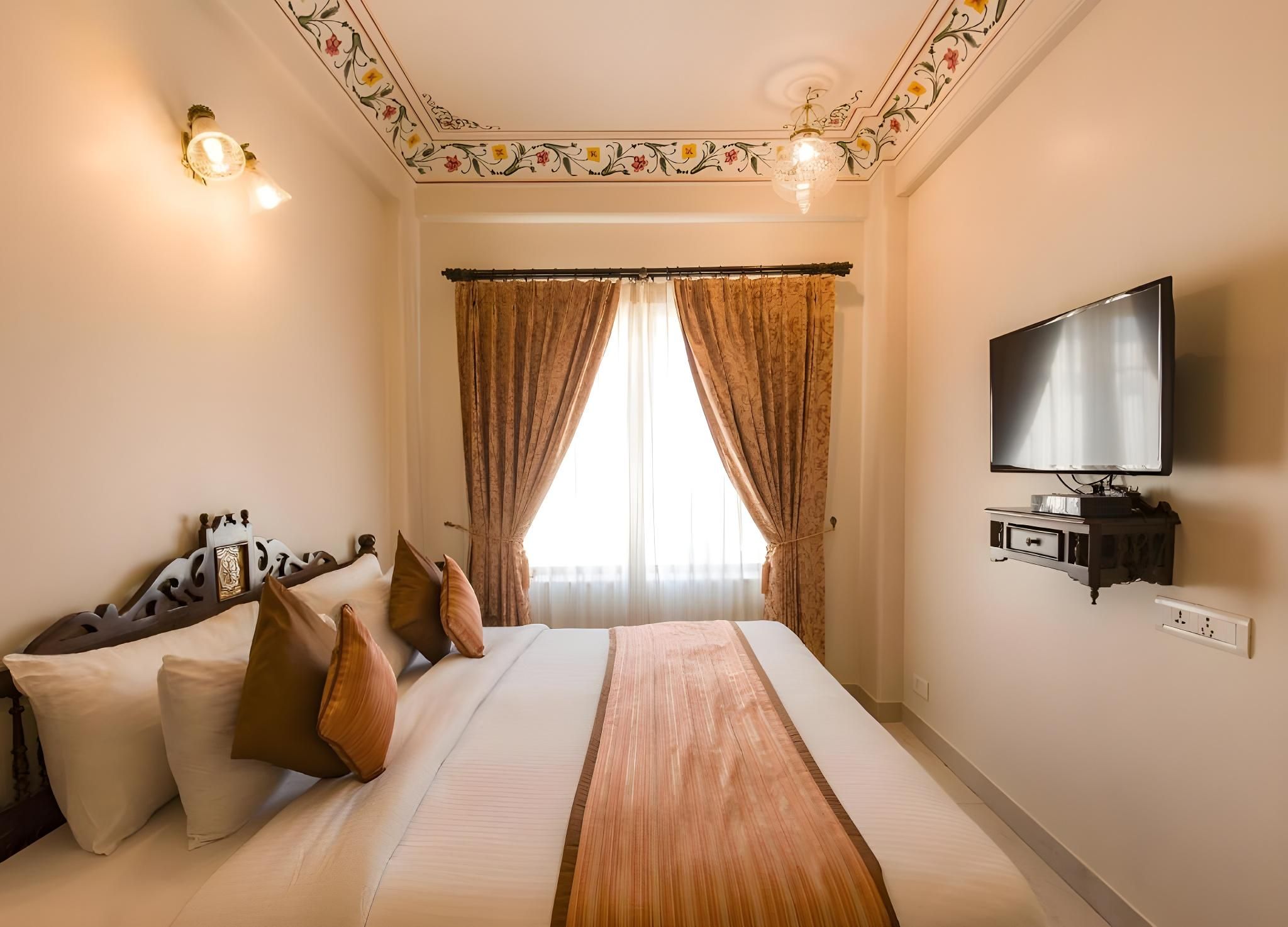 Umaid Residency - A Regal Heritage Home Deluxe Double Room 11