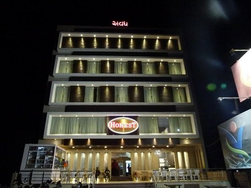 undefined Avadh Hotel 8
