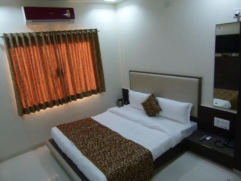 undefined Avadh Hotel 10