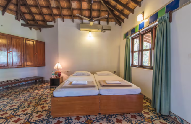 Ac Cottages